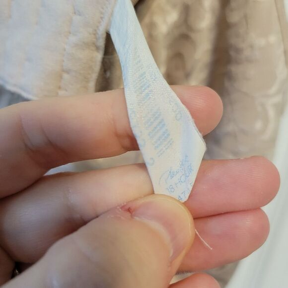 Playtex Beige Comfort Bra No Underwire Size 42DD - Picture 3 of 3